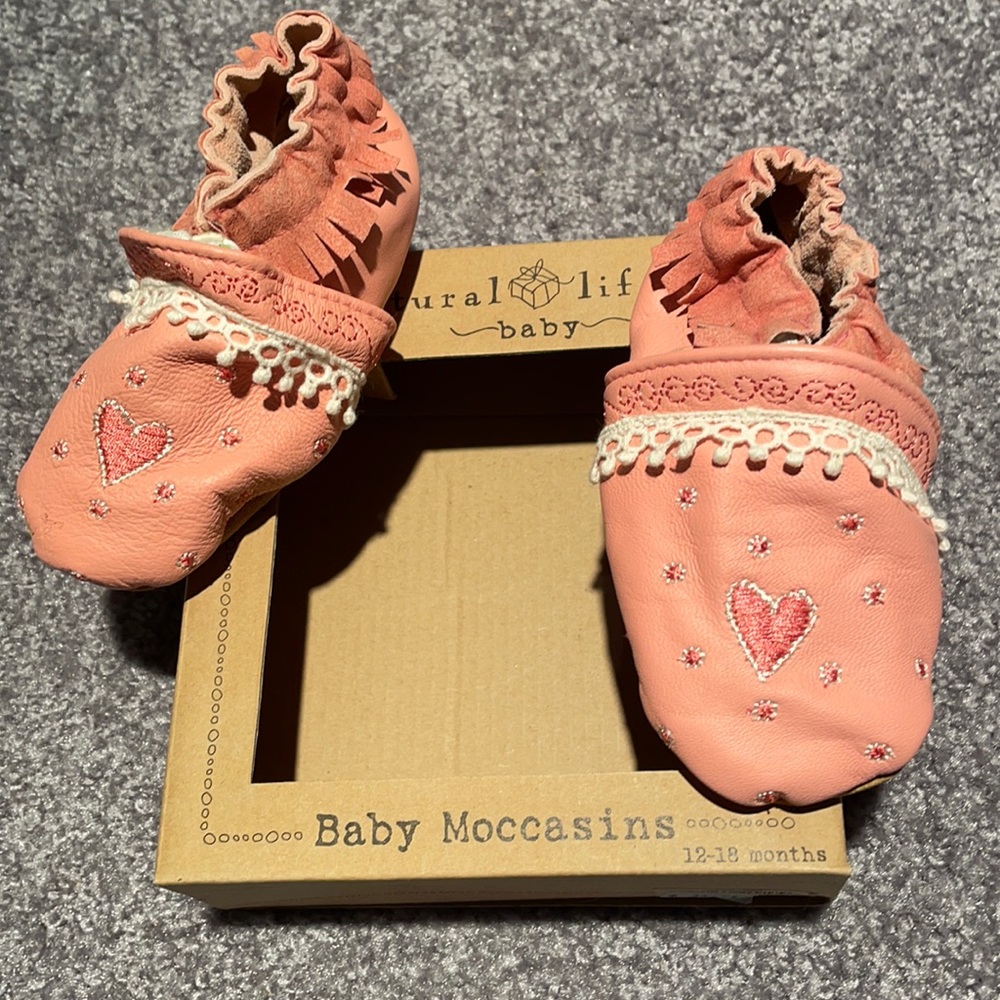 NWT Natural Life Baby Pink Moccasins